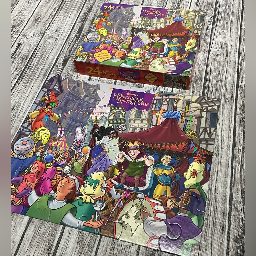 VINTAGE 12.5”x15” 24 Pc DISNEY Hunchback of Notre Dame Quasimodo Puzzle Complete